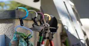 HEROCLIP - Heroclip, the world’s first rotating carabiner hook clip. Hang stuff anywhere.